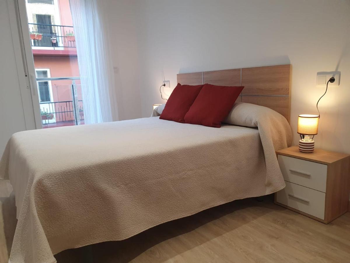 Apartamentos O Grove Centro Luaran gambar